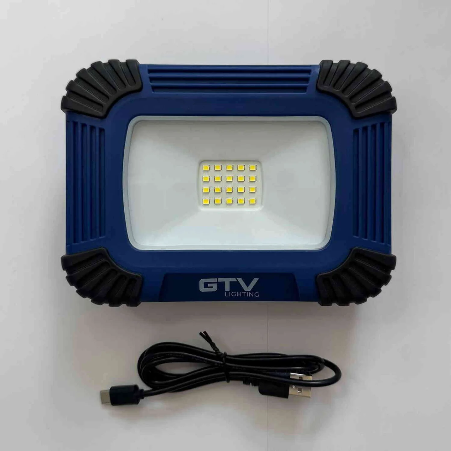Прожектор GTV Onyx 10W 800lm 4400mAh IP54 ( LD-OXCX10W-64 )
