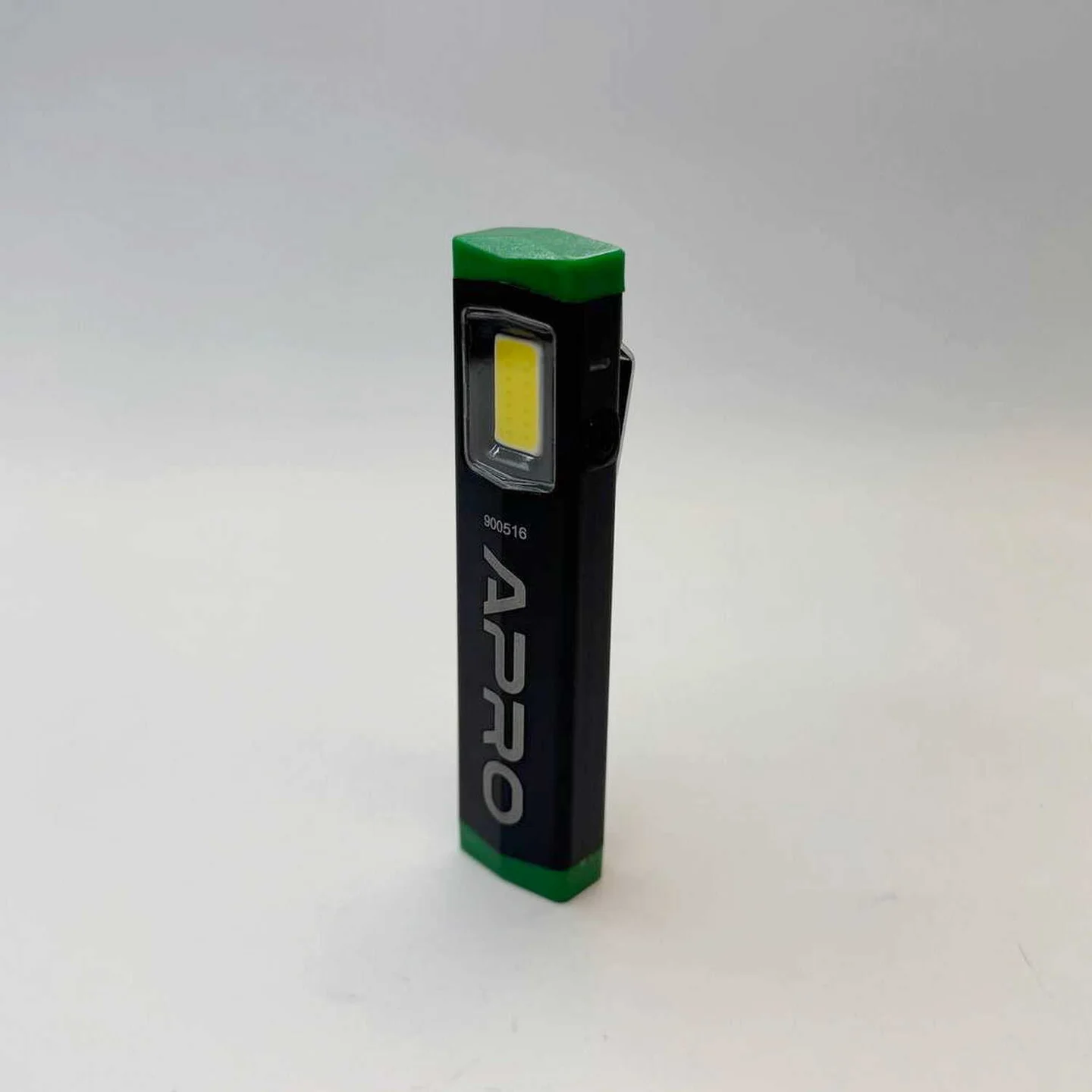 Ліхтарик APRO 3.7V 600мАг 300Лм ( 900516 )
