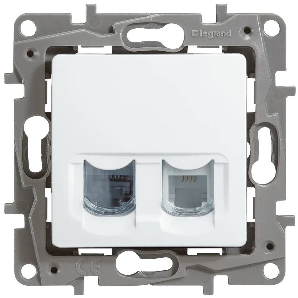 Розетка Etika біла RJ11+RJ45 ( 672252 )
